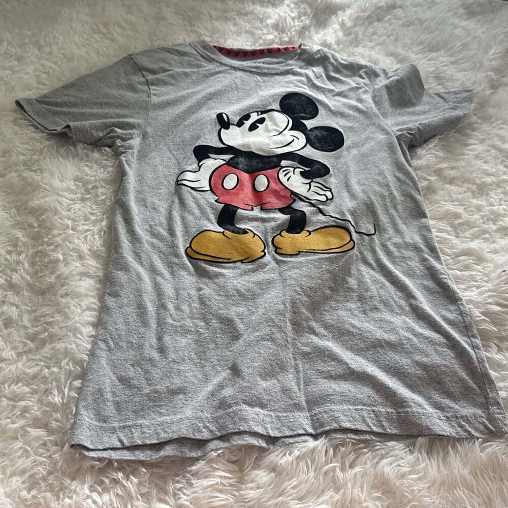Disney Mickey Mouse Gray‎ Shirt Small